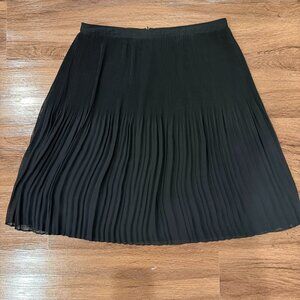 Lord&Taylor black midi skirt